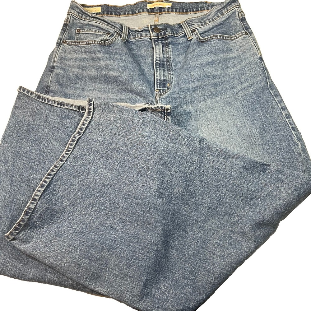 Levi's 728 High Rise Wide Leg Premium Jeans Women's Size 34x32 Medium Wash Denim